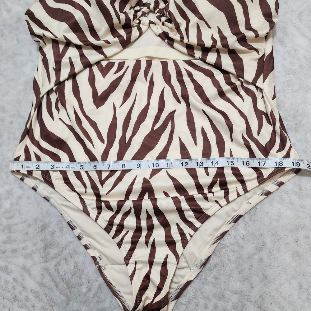 Cacique Lightly Lined No-Wire  One Piece Zebra Print Swimsuit Sz 18 - Picture 5 of 16